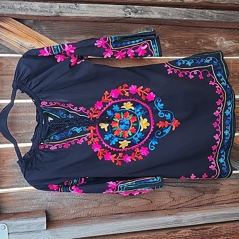 A & A Black & Multicolored Embroidery Tunic Top, Sz. XS